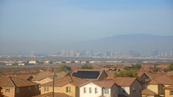 Weather camera view of Robert and Sandy Ellis ES.