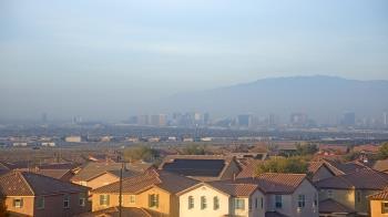 Weather camera view of Robert and Sandy Ellis ES.