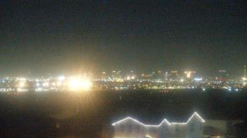 Weather camera view of Robert and Sandy Ellis ES.