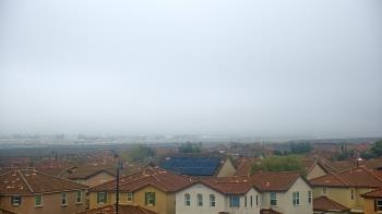 Weather camera view of Robert and Sandy Ellis ES.