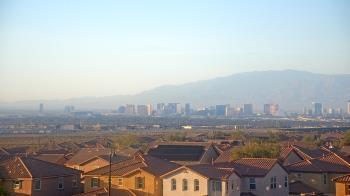 Weather camera view of Robert and Sandy Ellis ES.