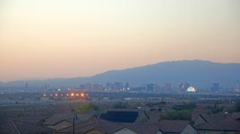 Weather camera view of Robert and Sandy Ellis ES.