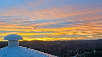 Weather camera view of Huntsville MS.