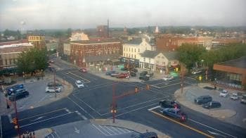 Weather camera view of Square Commercial Center.