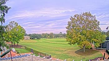 Weather camera view of Houston Country Club.