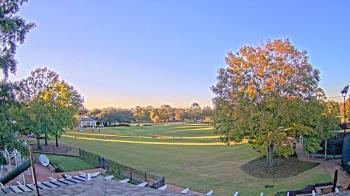 Weather camera view of Houston Country Club.
