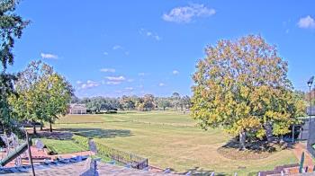 Weather camera view of Houston Country Club.