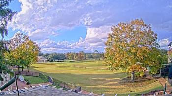 Weather camera view of Houston Country Club.