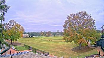 Weather camera view of Houston Country Club.