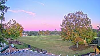 Weather camera view of Houston Country Club.