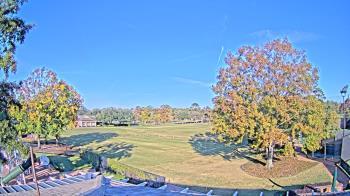 Weather camera view of Houston Country Club.