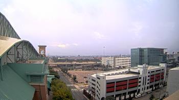 Weather camera view of Minute Maid Park.