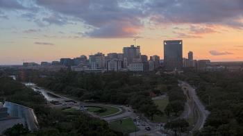 Weather camera view of Hotel ZaZa.