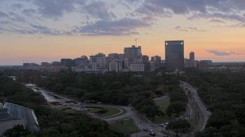 Weather camera view of Hotel ZaZa.