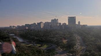 Weather camera view of Hotel ZaZa.