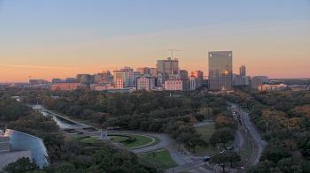 Weather camera view of Hotel ZaZa.
