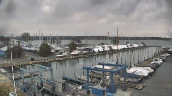 Weather camera view of Tidewater Marina.