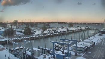 Weather camera view of Tidewater Marina.