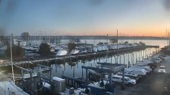 Weather camera view of Tidewater Marina.