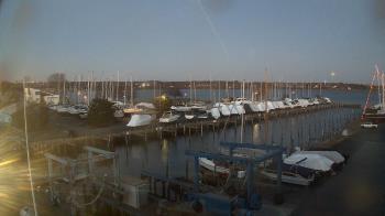 Weather camera view of Tidewater Marina.