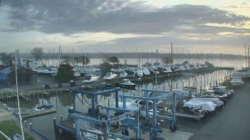 Weather camera view of Tidewater Marina.