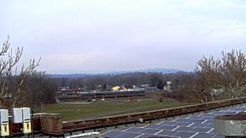 Weather camera view of Haverstraw Elementary School.