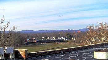 Weather camera view of Haverstraw Elementary School.