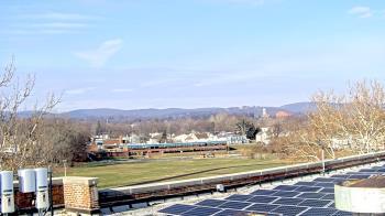 Weather camera view of Haverstraw Elementary School.