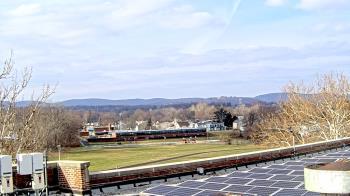 Weather camera view of Haverstraw Elementary School.