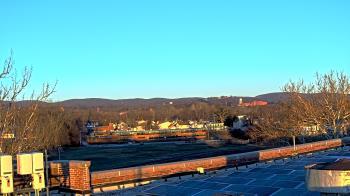 Weather camera view of Haverstraw Elementary School.