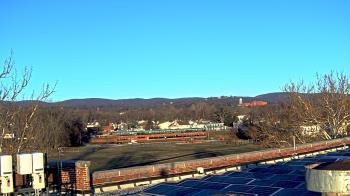 Weather camera view of Haverstraw Elementary School.