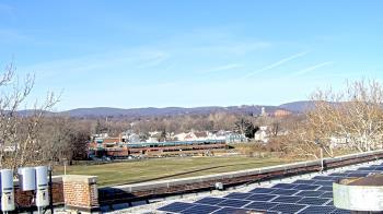 Weather camera view of Haverstraw Elementary School.