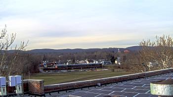 Weather camera view of Haverstraw Elementary School.