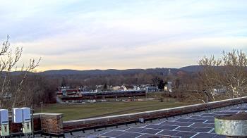 Weather camera view of Haverstraw Elementary School.