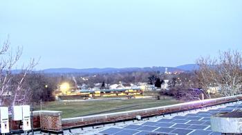 Weather camera view of Haverstraw Elementary School.