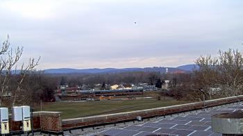 Weather camera view of Haverstraw Elementary School.