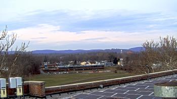 Weather camera view of Haverstraw Elementary School.