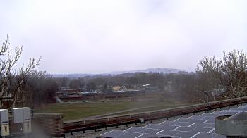 Weather camera view of Haverstraw Elementary School.
