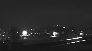 Weather camera view of Haverstraw Elementary School.