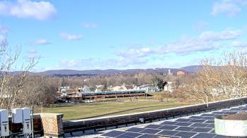 Weather camera view of Haverstraw Elementary School.