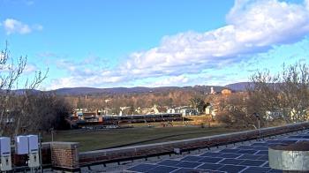 Weather camera view of Haverstraw Elementary School.