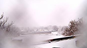 Weather camera view of Haverstraw Elementary School.