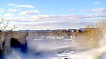 Weather camera view of Haverstraw Elementary School.