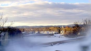 Weather camera view of Haverstraw Elementary School.