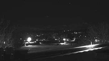 Weather camera view of Haverstraw Elementary School.