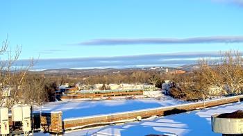 Weather camera view of Haverstraw Elementary School.