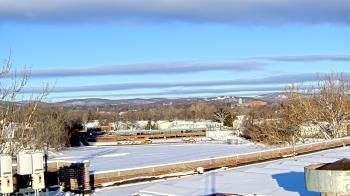 Weather camera view of Haverstraw Elementary School.