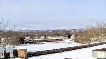 Weather camera view of Haverstraw Elementary School.