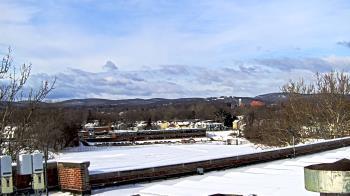 Weather camera view of Haverstraw Elementary School.