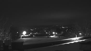 Weather camera view of Haverstraw Elementary School.